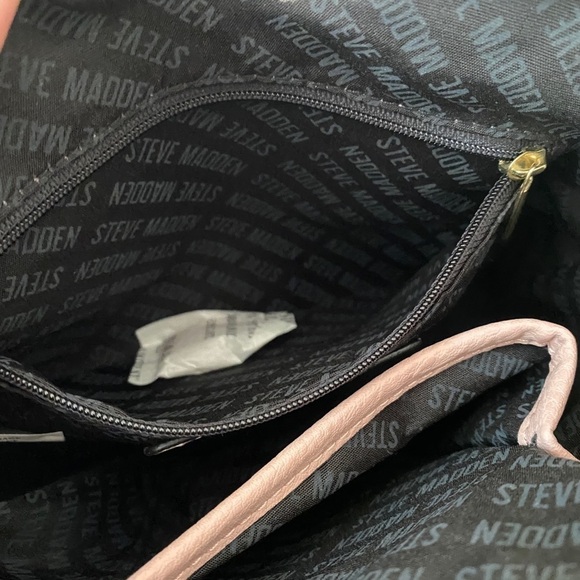 Steve Madden Bmarilyn Logo Crossbody Bag - Picture 7 of 7